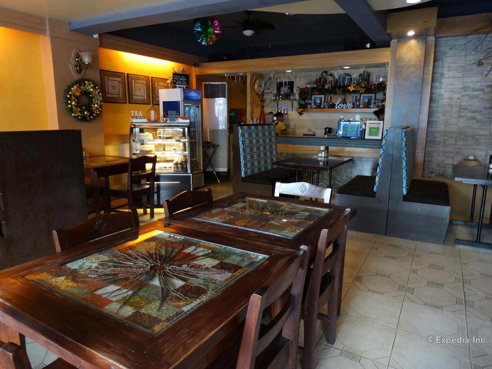 Sun Avenue Tourist Inn & Cafe Ταγκμπιλαράν Εξωτερικό φωτογραφία
